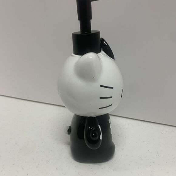 #HelloKitty #WhimsyGoth #SkeletonPumpSoap #RareHalloween #HelloKitty #Halloween - Picture 6 of 8